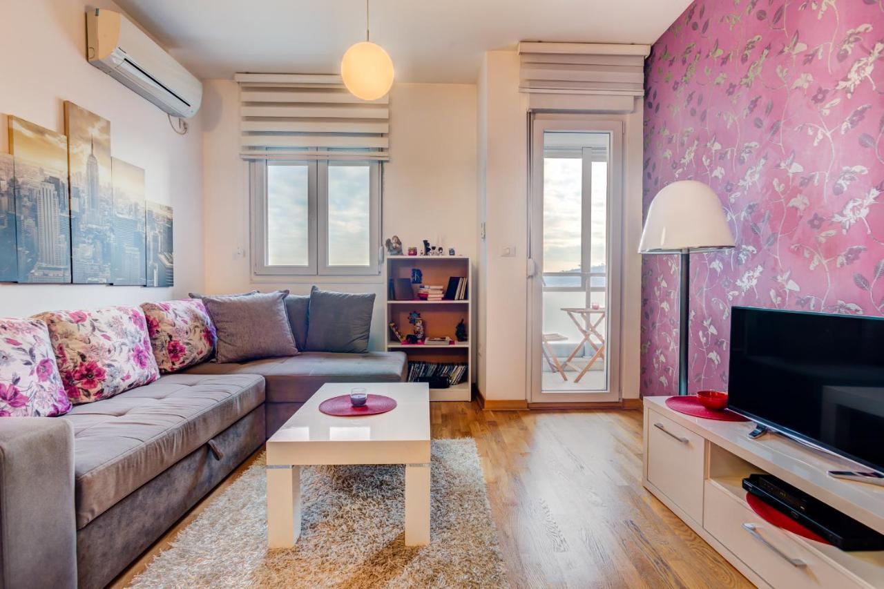 Eureka Apartment Podgorica Luaran gambar